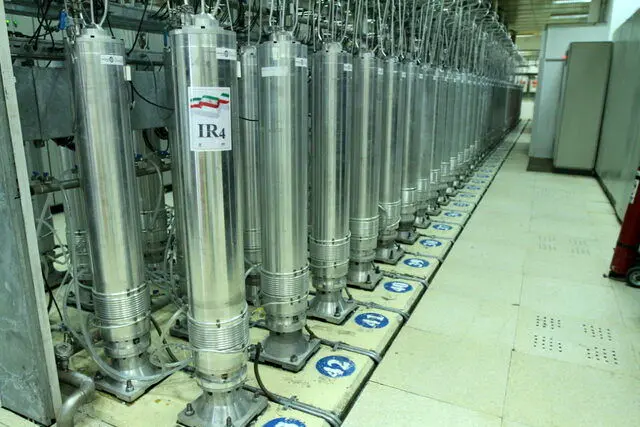 واکنش فرانسه به فعالیت های هسته ای ایران