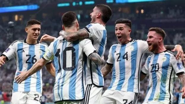 شادی زشت در رختکن تیم ملی آرژانتین