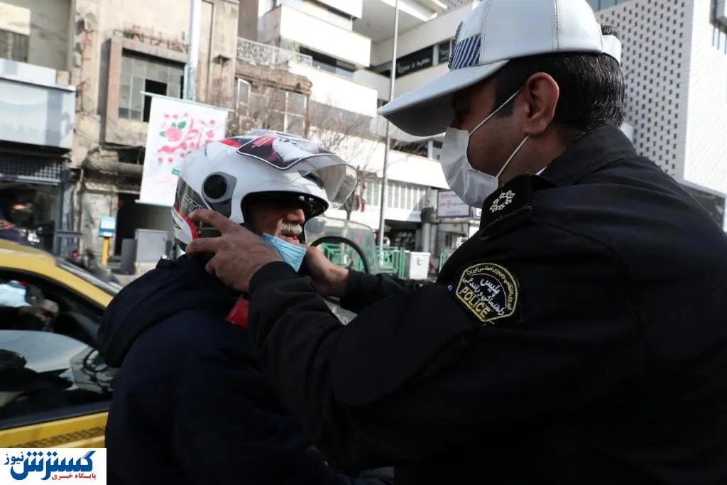 هدیه عجیب بانک مرکزی به موتورسواران