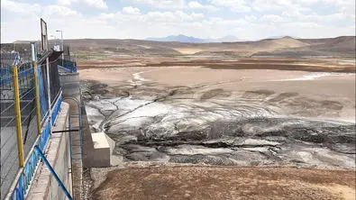 متأسفیم ؛ آب ۱۶ سد مهم ایران ته کشید