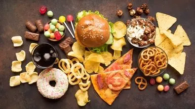 ضد حال به عاشقان فست‌فود؛ باید ۲ درصد مالیات اضافه بدهید