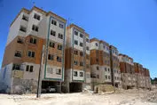ساخت ۱۵۰۰ خانه در ۱۹۰ روز؛ رنج اجاره‌نشینی کارکنان پایان یافت