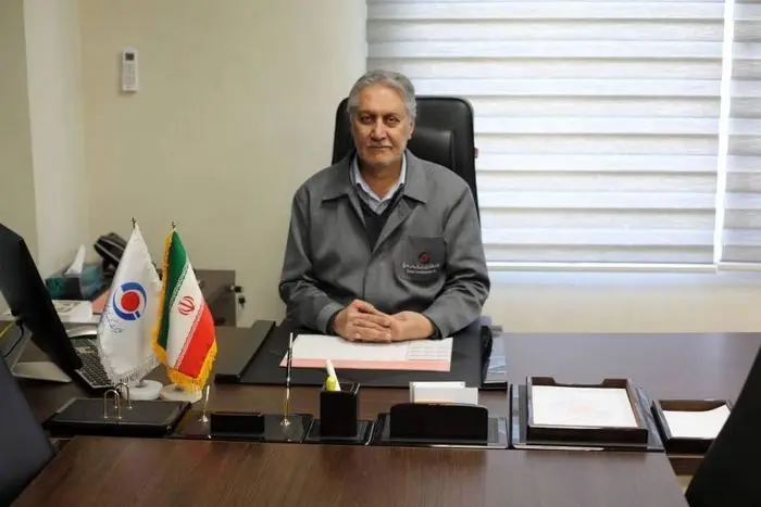 قائم مقام سنگ آهن گهرزمین روز و هفته معدن را تبریک گفت