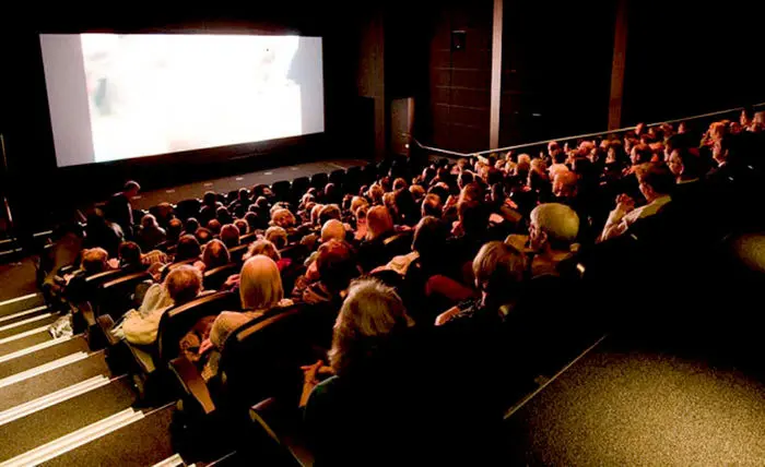 بازگشت سینما به وضع عادی با لغو محدودیت ۵۰ درصدی 