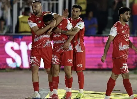 تلاش مهاجم دوپا برای بازگشت به پرسپولیس
