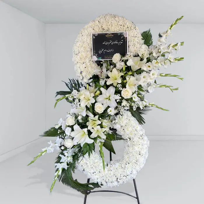 گل آرایی سنگ قبر رسمی عجیب  / قیمت تاج گل ترحیم چند؟