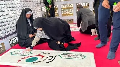 آیین غبارروبی مقره الشهدا بوستان فدک با حضور خادمیاران رضوی برگزار شد