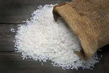 برنج ۴۰۰ هزار تومانی دست از بازار برنمی دارد!