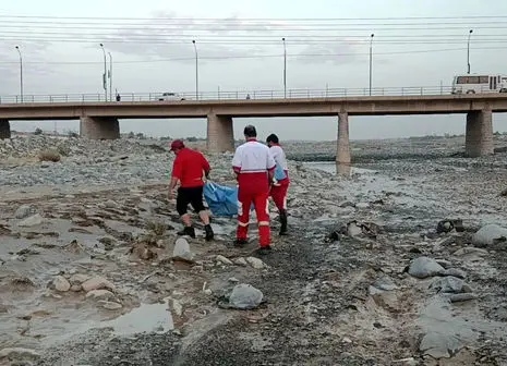 سقوط مرگبار خودرو به دره چالوس | ۱ نفر درجا فوت کرد!