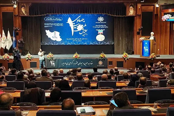 کارآفرینان بخشِ خصوصی، سردارانِ تولید هستند / «نظارت طبقه‌بندی» جایگزین «نظارت‌های موازی» شود