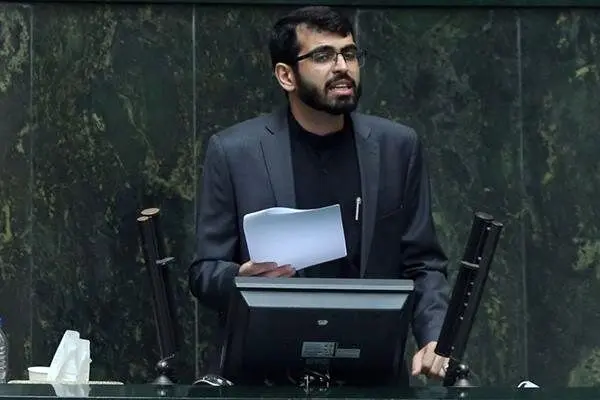 واکنش جنجالی نماینده شیراز به حواشی انتصاب برادرش