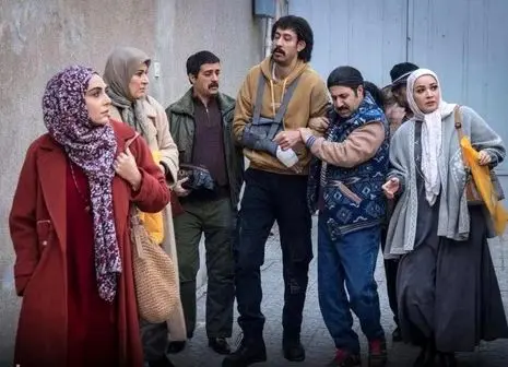 مهران مدیری در دبی غوغا کرد | کنسرتی گران‌ تر از جنیفر لوپز !