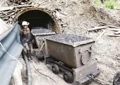 کارگران این معدن، دستفروش شدند