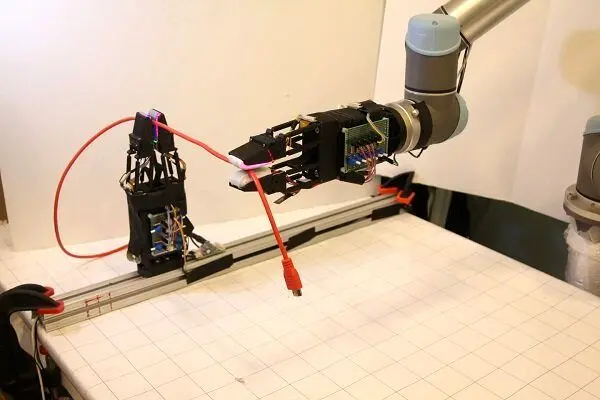 تولید ربات‌ های ظریف با قابلیت نصب کابل