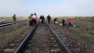 قطار باز هم حادثه آفرید/ پای مامور قطع شد