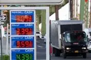 کاهش قیمت بنزین در آستانه کریسمس / این روند ادامه دار است