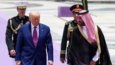 دیدار جنجالی یک ایرانی با ترامپ و بن سلمان در عربستان !