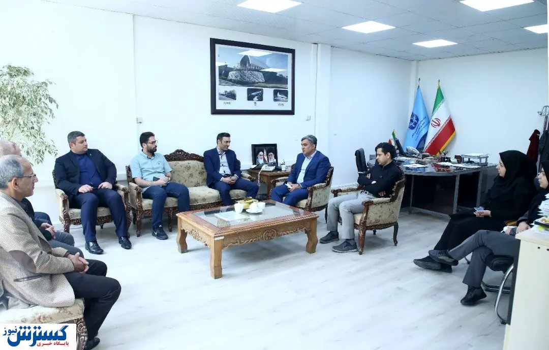 تقدیر حسین زاده از تیم روابط عمومی نمایشگاه تهران