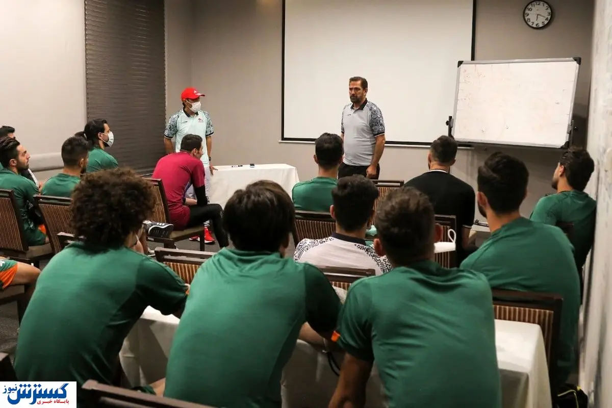 فیروز کریمی: از فوتبال متنفرم شده‌ام!