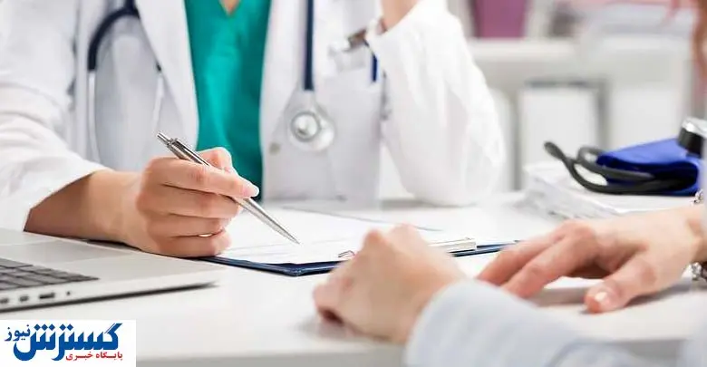 معاینه هم زمان  چند بیمار در مطب ممنوع است