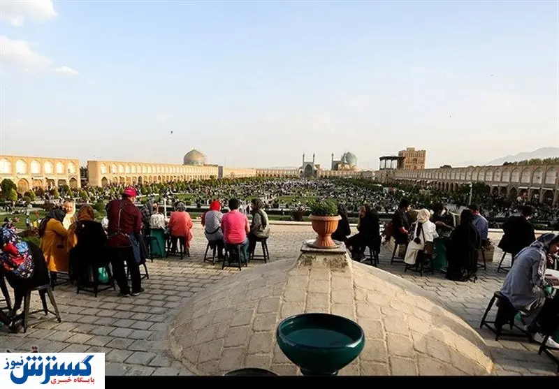 کانون کرونا در نقش جهان اصفهان+تصاویر