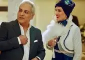 تیپ متفاوت بهاره افشاری با یک مانتو جیغ / دیوانه بازی بهاره افشاری در مترو تهران
