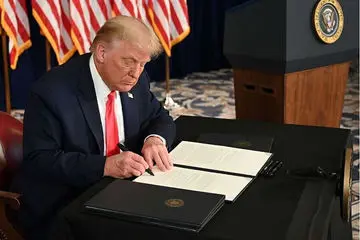 ترامپ فتیله جنگ را روشن کرد !