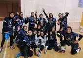 صعود مقتدرانه تیم والیبال چادرملوی اردکان به لیگ برتر