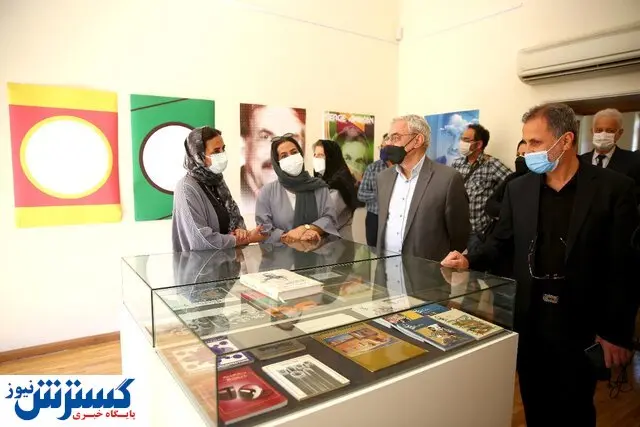 نمایشگاهی برای بزرگداشت طراح لوگو پفک نمکی