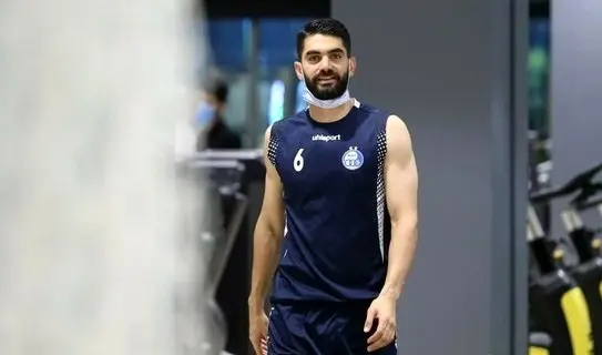 ستاره محبوب استرا از استقلال دور شد
